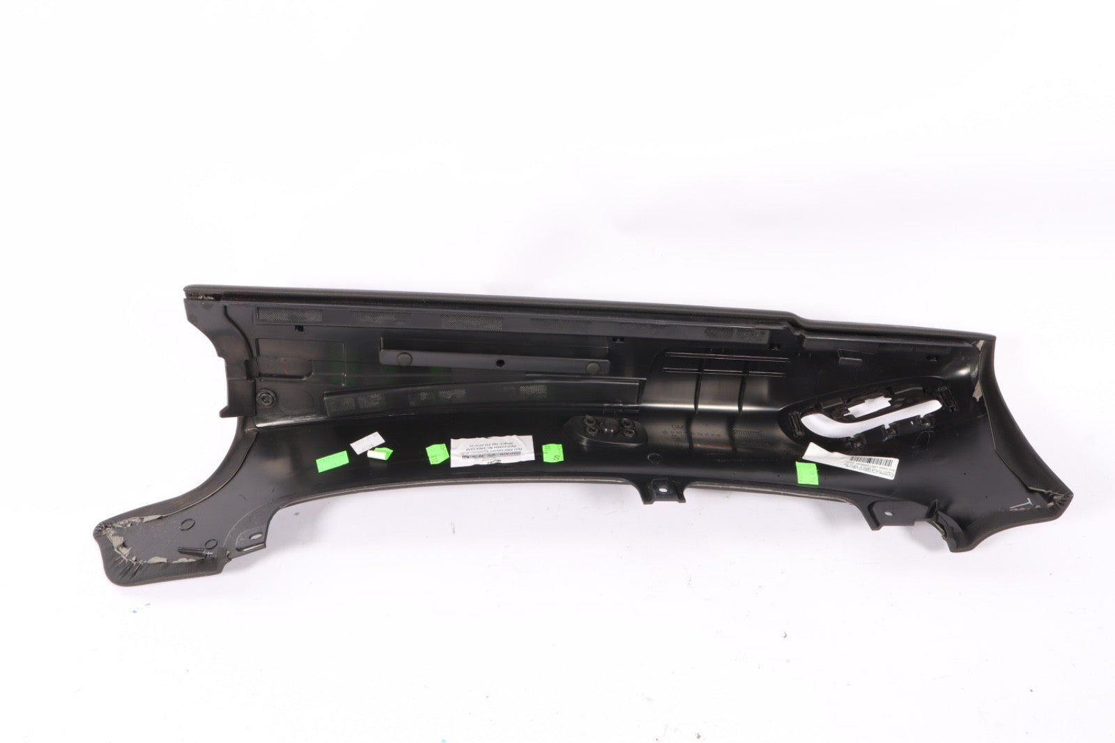 2016-2019 BUICK CASCADA PASSENGER SIDE BODY SIDE REAR TRIM PANEL 39035370 OEM