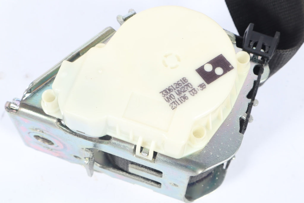2004-2010 BMW X3 REAR RIGHT PASSENGER SEAT BELT RETRACTOR OEM 33061261B