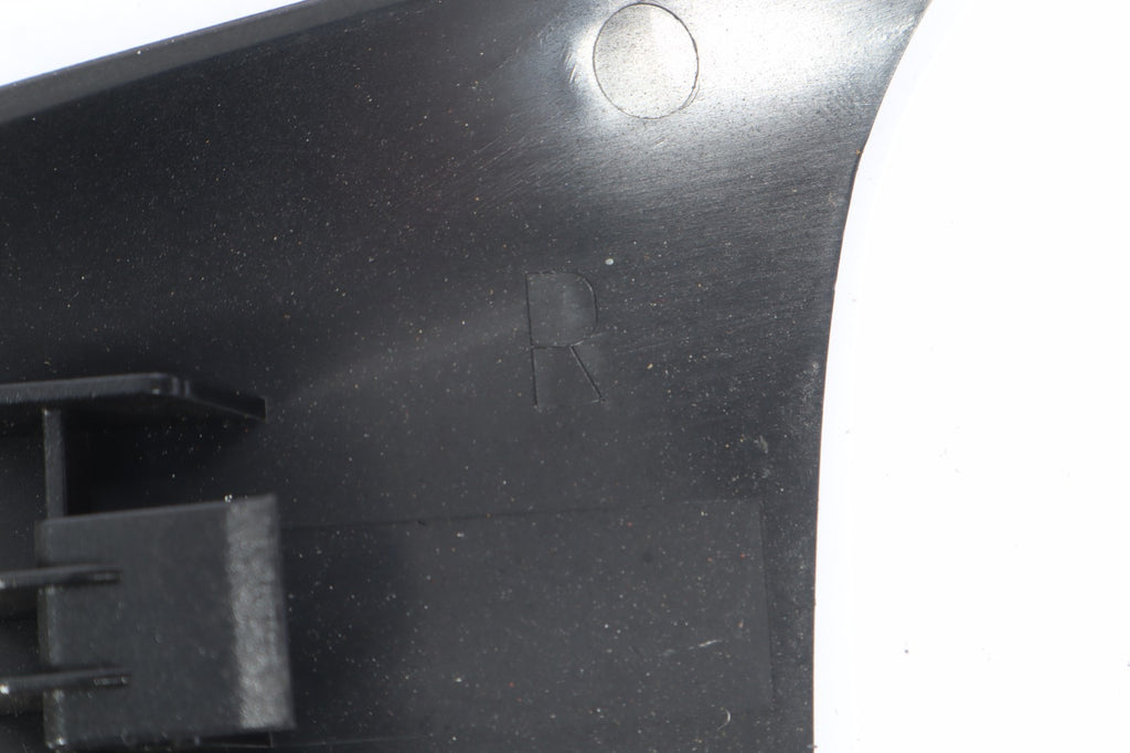 2016–2019 BUICK CASCADA RIGHT MOLDING PANEL OEM