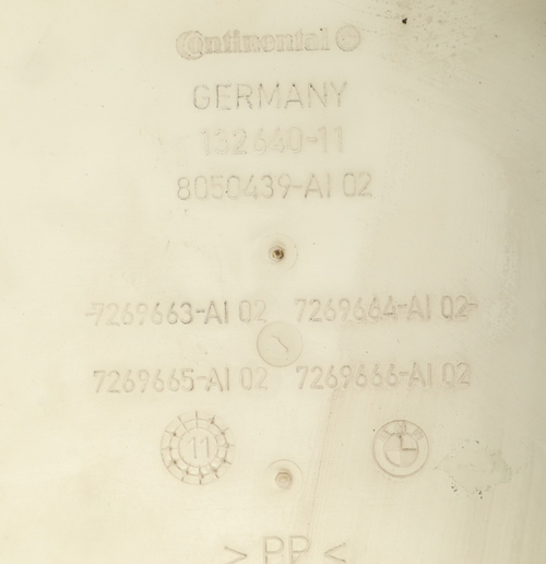 09-18 BMW F13 F12 650I 550I WINDSHIELD WASHER FLUID TANK BOTTLE RESERVOIR OEM