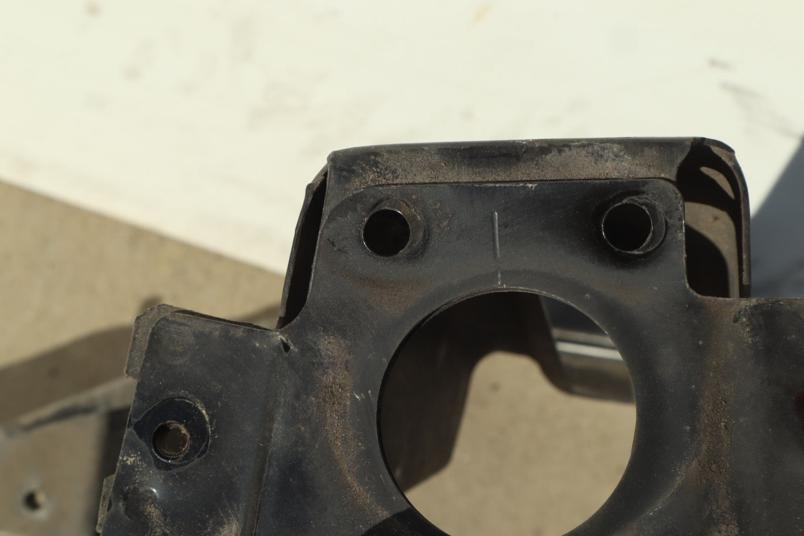 2007-2012 LAND ROVER RANGE ROVER RADIATOR LEFT SIDE SUPPORT CORE BRACKET OEM
