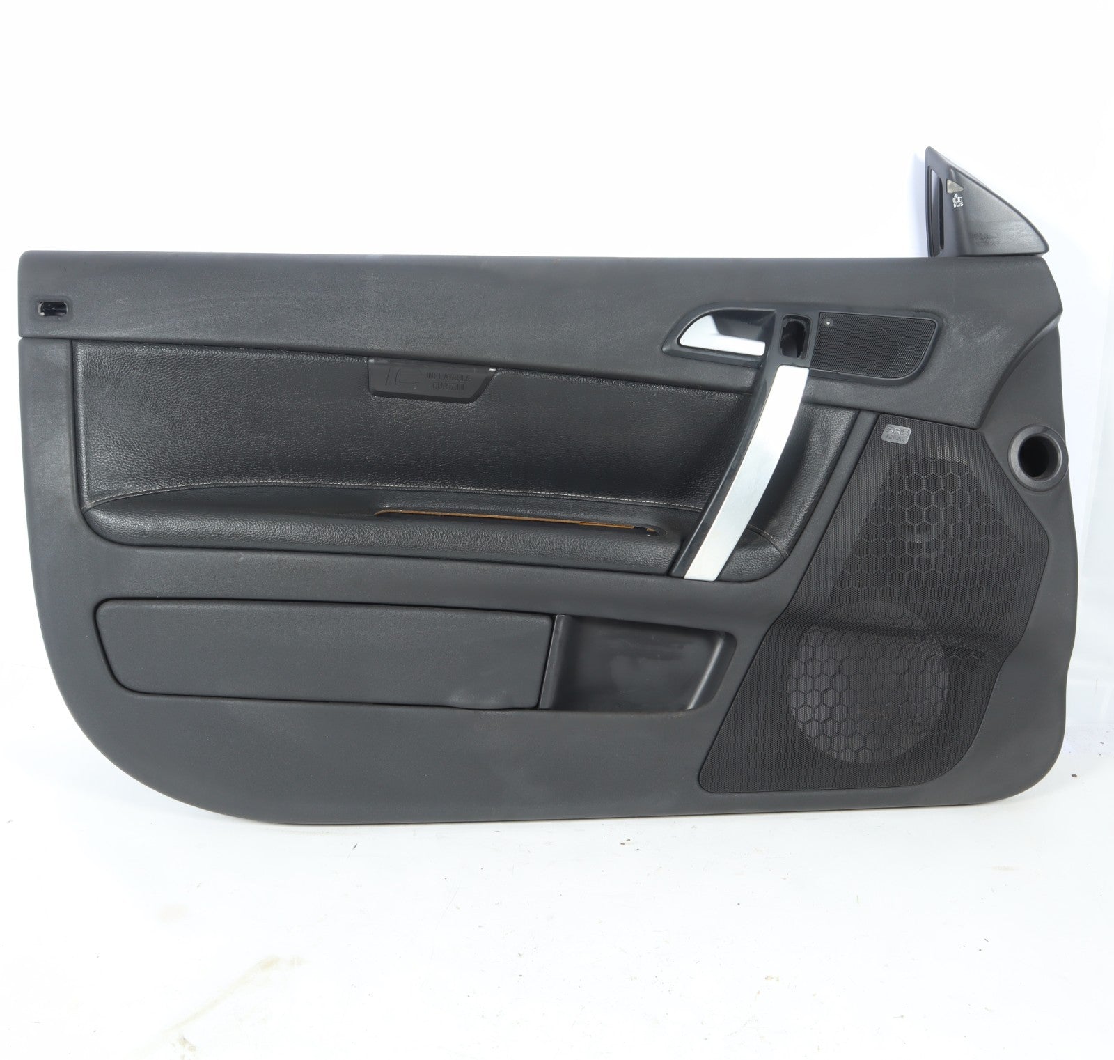 2006 - 2013 VOLVO C70 LEFT FRONT DOOR TRIM PANEL OEM 8676933