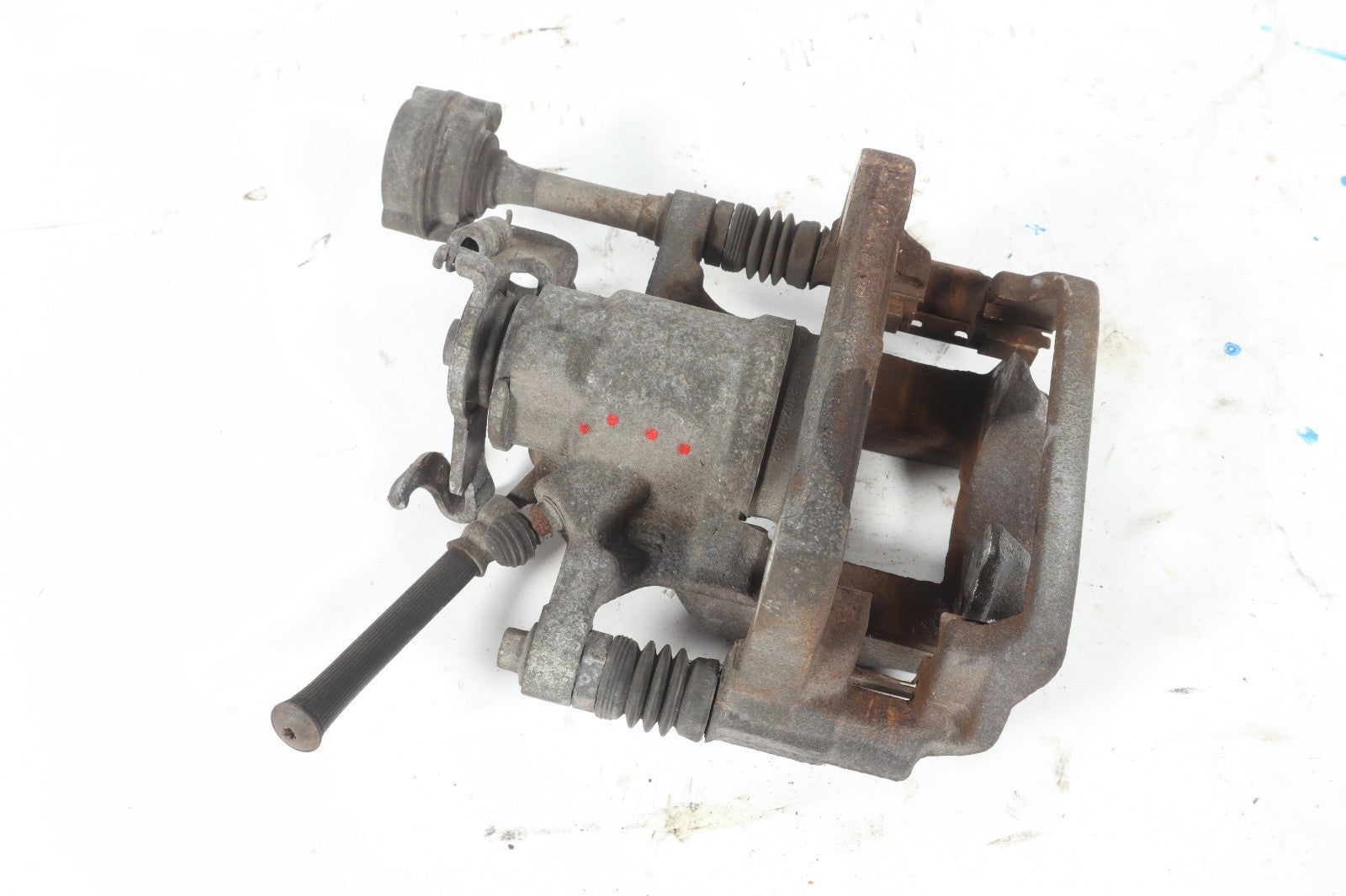 2016-2019 BUICK CASCADA GM REAR BRAKE CALIPER RH RIGHT SIDE OEM 13407142