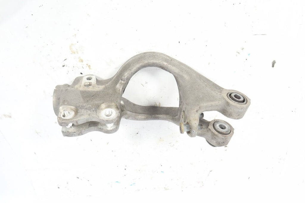 2016-2019 BUICK CASCADA FRONT RIGHT SPINDLE KNUCKLE OEM