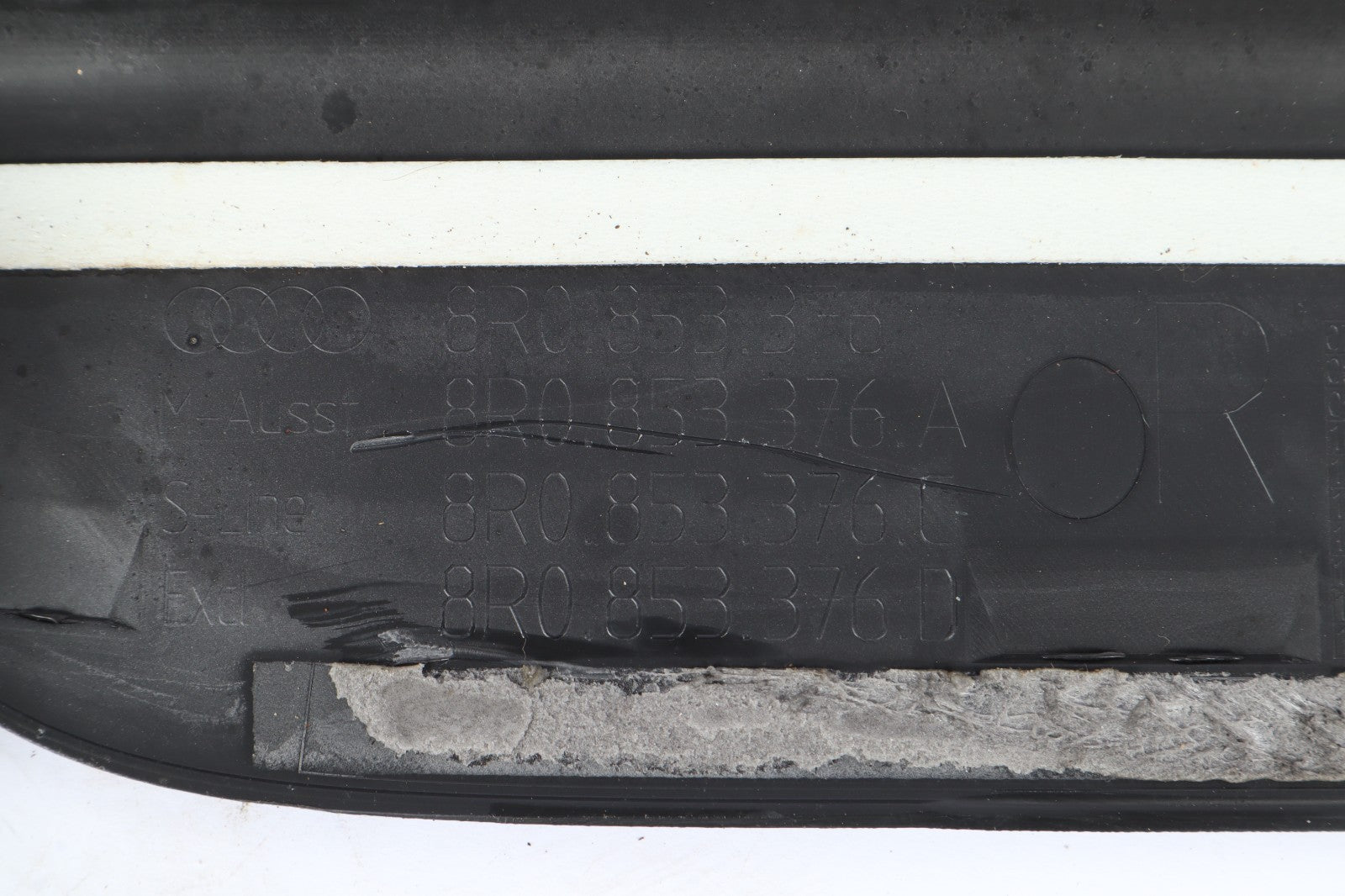 2009-2017 AUDI Q5 REAR LEFT AND RIGHT DOOR SILL 8R0853375 8R0853376 OEM