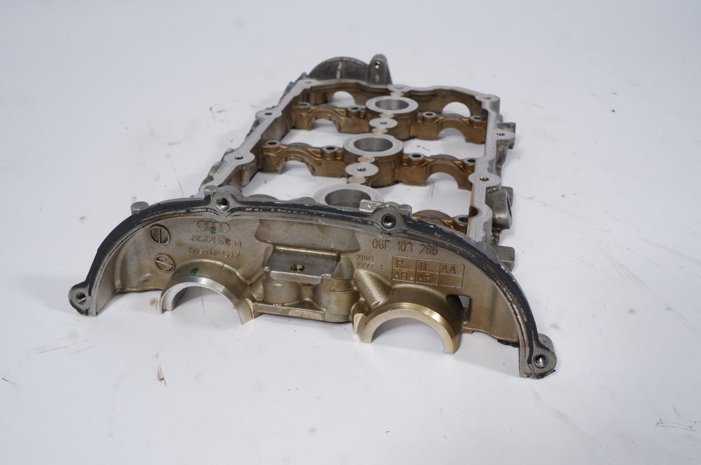 2009-2017 AUDI A7 RIGHT ENGINE CYLINDER HEAD CAMSHAFT COVER 06E103286 OEM