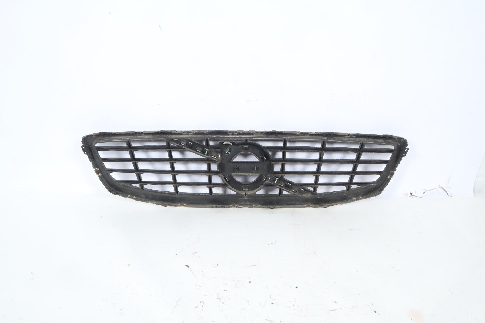 2011-2013 VOLVO C70 FRONT UPPER RADIATOR BUMPER GRILLE GRILL MESH OEM