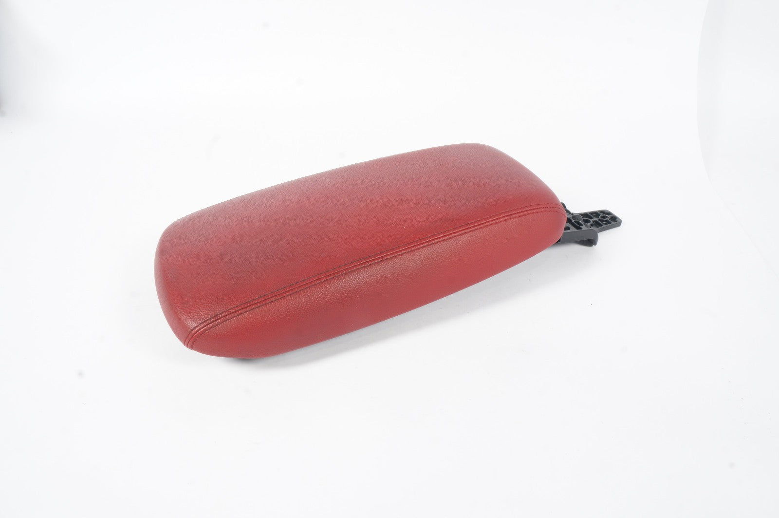 2018 - 2025 ALFA ROMEO STELVIO CENTER CONSOLE ARMREST OEM 01561514840 RED