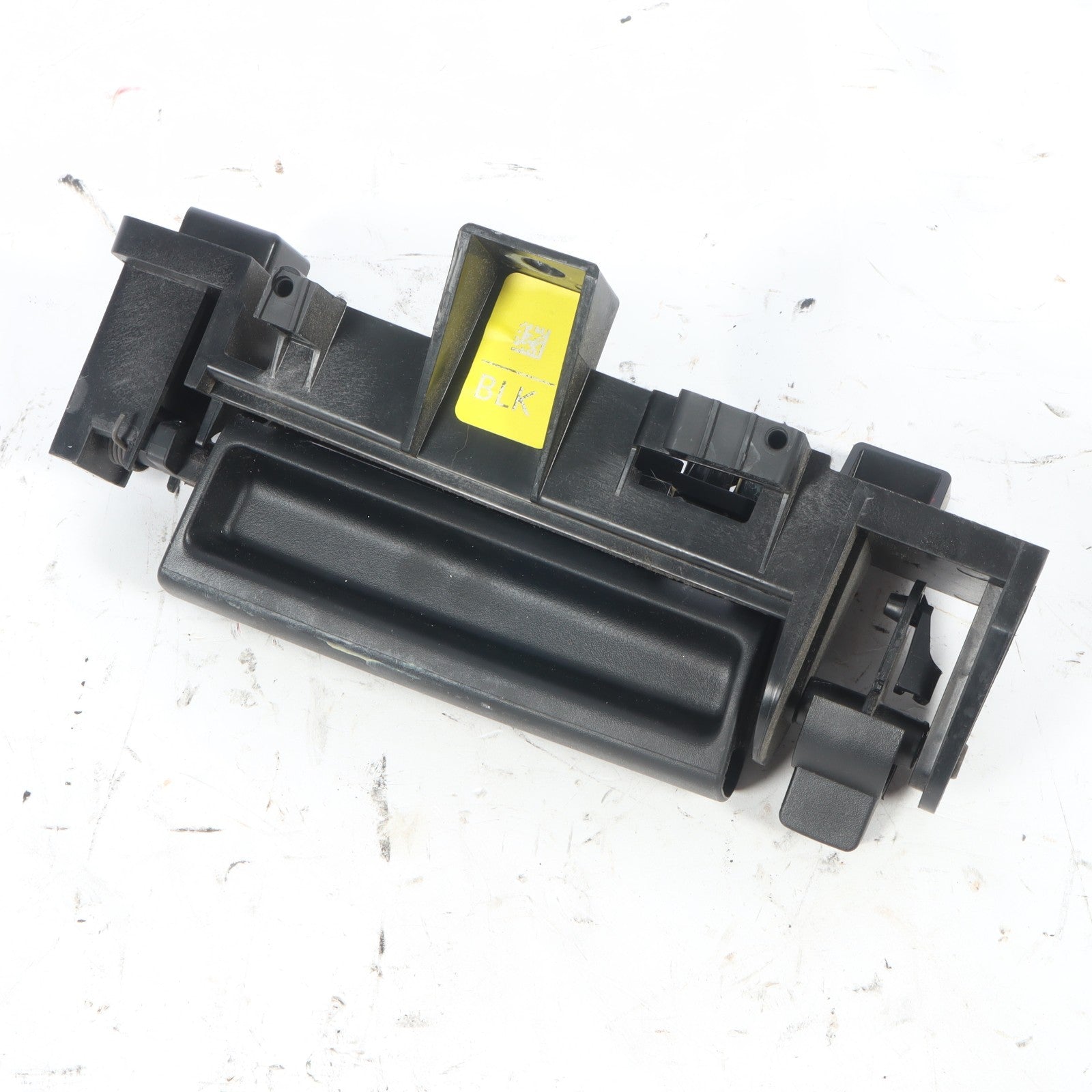 2011-2020 DODGE CARAVAN TOWN COUNTRY RIGHT SLIDING DOOR HANDLE OEM  3025988RH