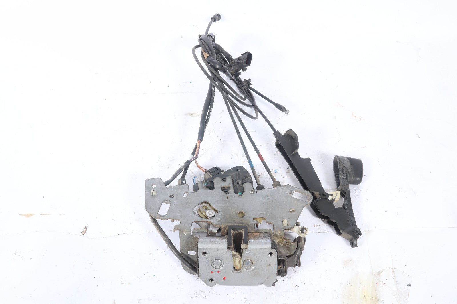 2001-2007 CHRYSLER TOWN COUNTRY LEFT DRIVER SLIDING DOOR LATCH OEM