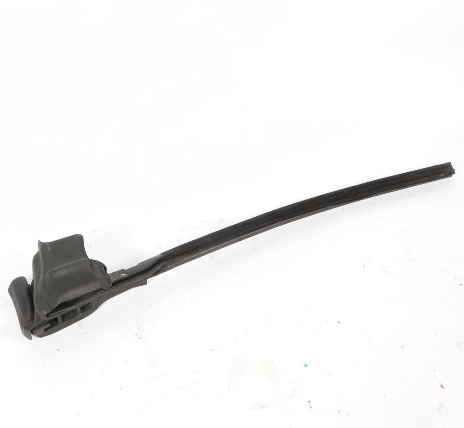 2016–2019 Buick Cascada Rear Right Quarter Window Seal OEM 13402213