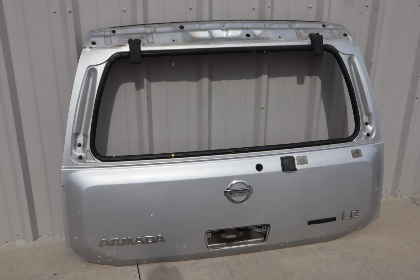 2004-2015 NISSAN ARMADA LIFTGATE TRUNK SHELL SILVER OEM