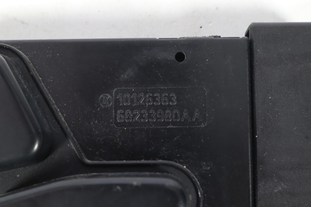 2016-2017 DODGE GRAND CARAVAN PASSENGER FRONT SEAT SWITCH GENUINE OEM 68233980AA