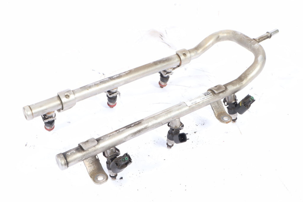 2008-2012 FORD TAURUS 3.5L ENGINE FUEL INJECTOR FUEL RAIL 7T4E9F797JA OEM