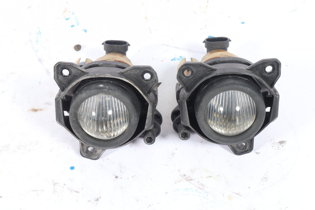 2016-2019 BUICK CASCADA FRONT LEFT RIGHT FOG LIGHT LAMP OEM