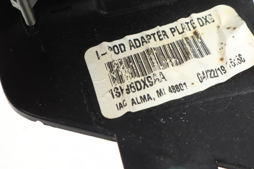 2019 DODGE GRAND CARAVAN USB PORT OEM