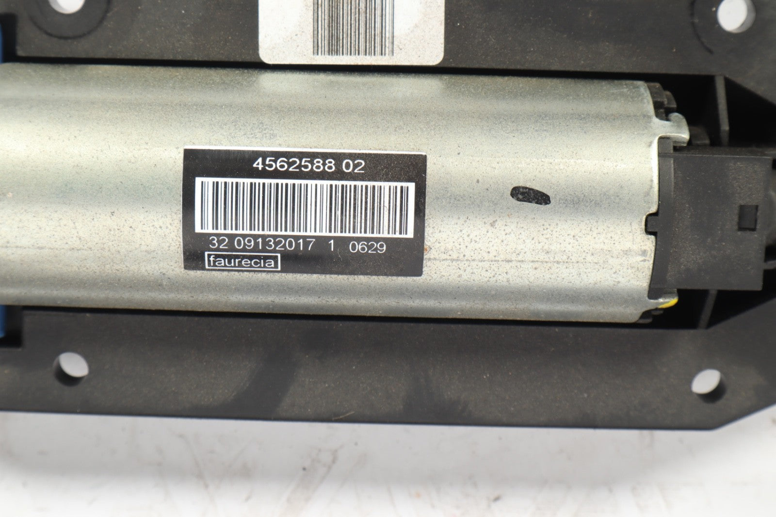 2016 - 2019 Buick Cascada Front Right Driver Side Lower Seat Track OEM