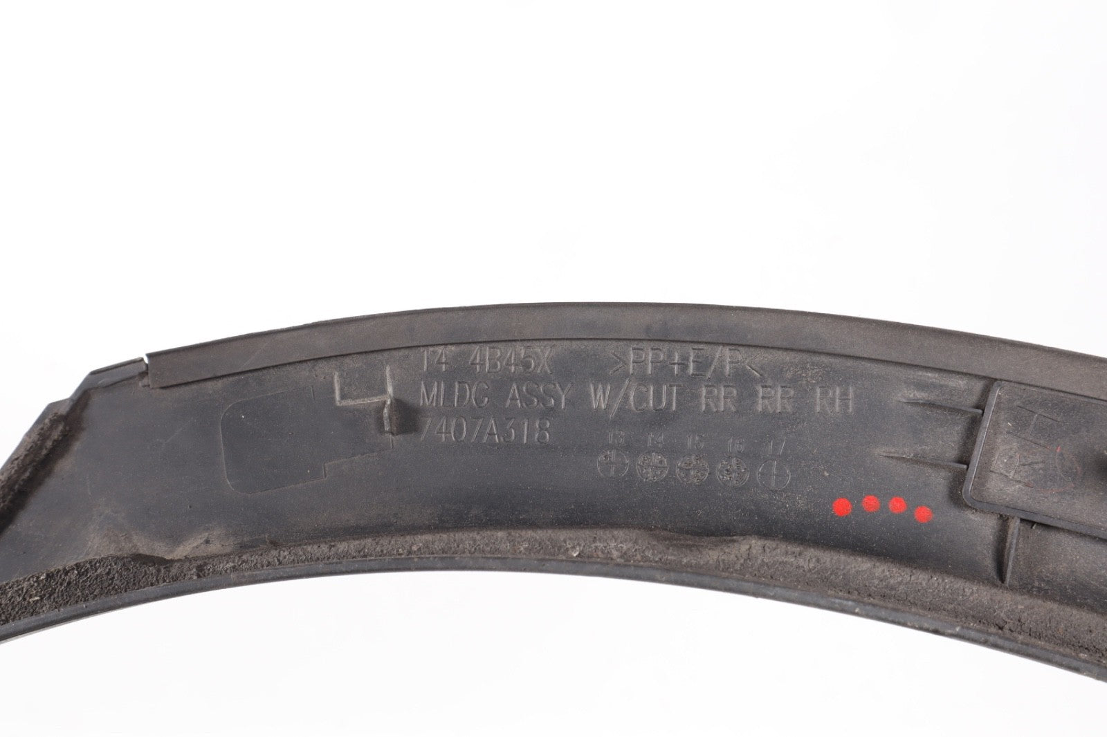 15-20 MITSUBISHI OUTLANDER REAR RIGHT SIDE QUARTER PANEL WHEEL FLARE MOLDING OEM