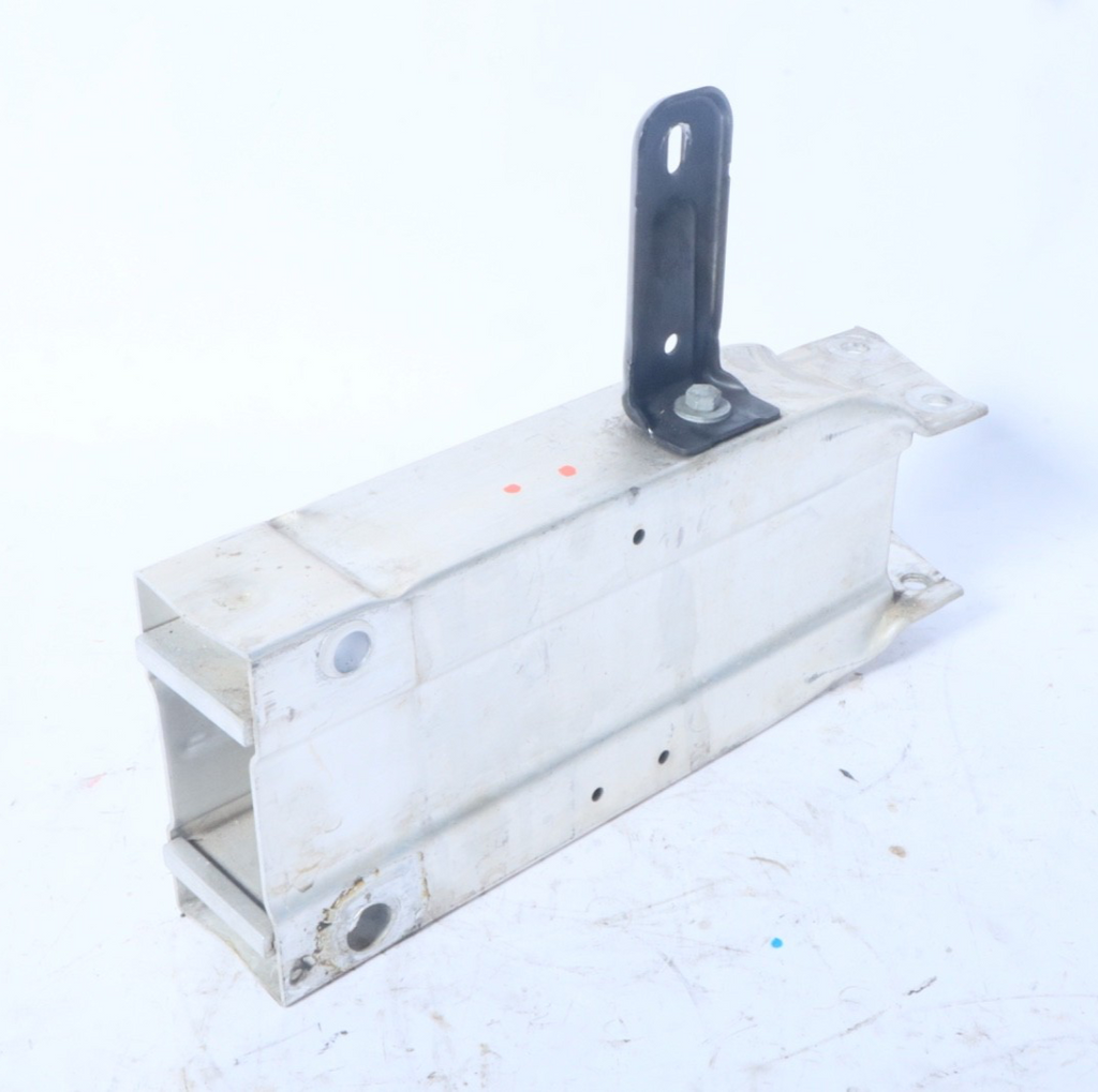 10-17 OEM Mercedes C207 E350 Front Right  Bumper Rail Extension Bracket OEM