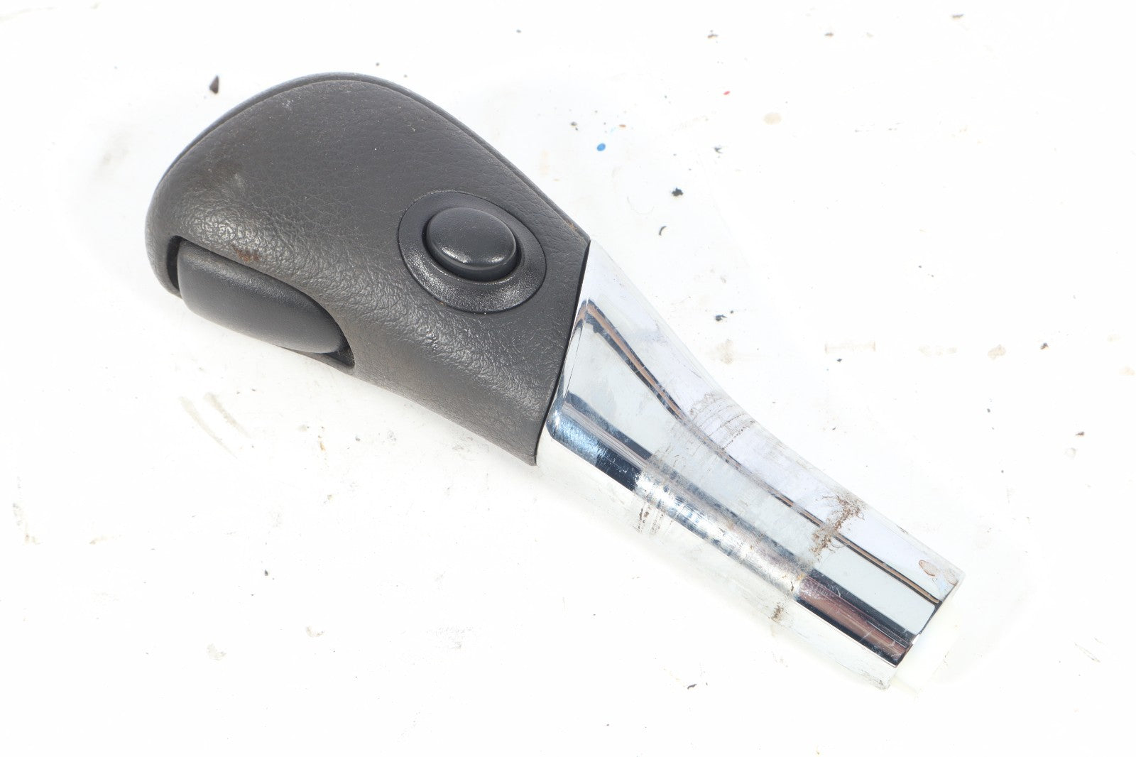 2013-2018 NISSAN ALTIMA SENTRA AUTOMATIC GEAR SELECTOR SHIFTER SHIFT KNOB OEM