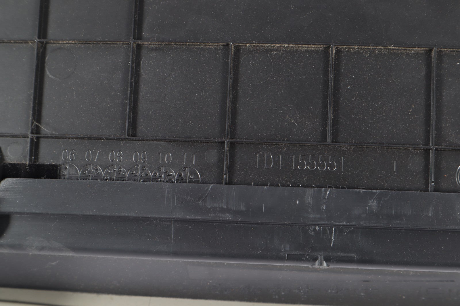 2007-2012 MAZDA CX-9 GLOVE BOX COLOR OEM