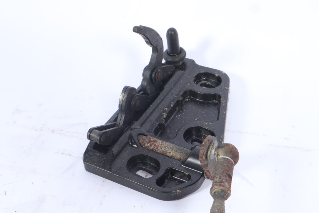 2006-2009 AUDI A4 CONVERTIBLE ROOF COVER LOCK / RELEASE MOTOR 8H0825401 OEM