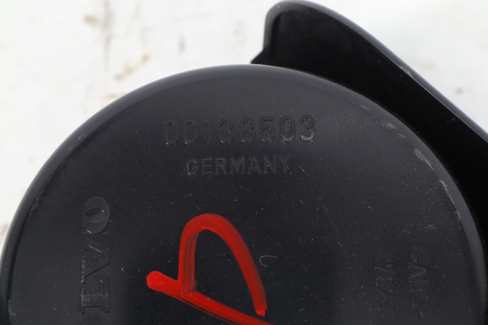2007-2013 VOLVO C70 REAR CUPHOLDER CUP HOLDER UNIT OEM 00138503