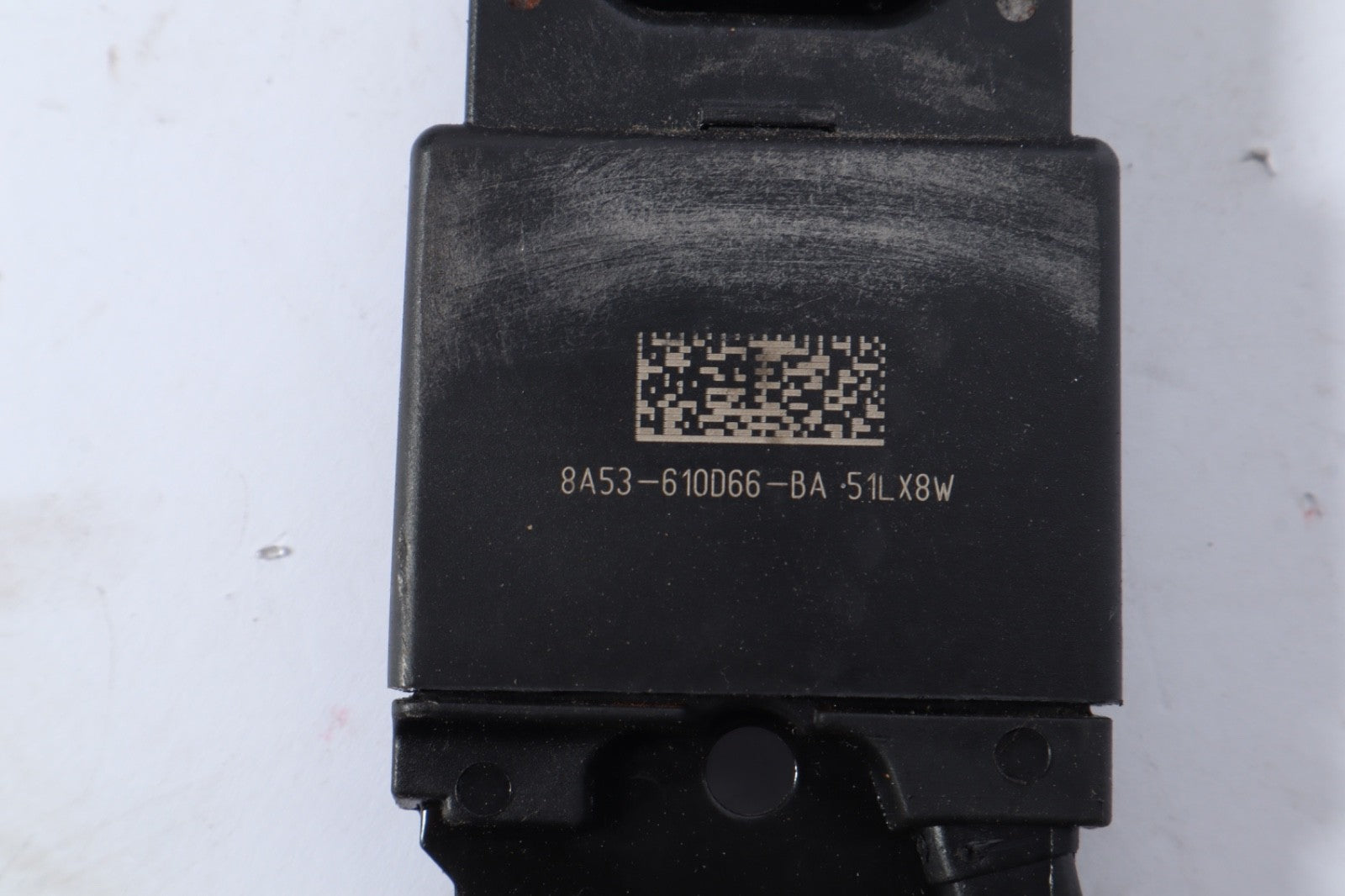 2010-2016 FORD TAURUS PASSENGER FRONT SEAT BELT WITH SHOULDER ADJUSTER RIGHT OEM