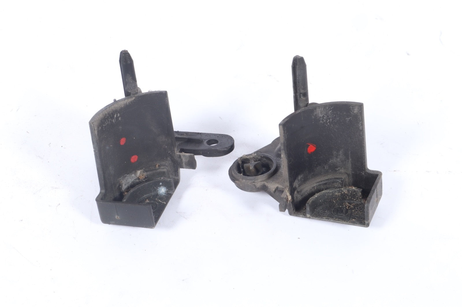 2010-2011 LAND ROVER RANGE ROVER Radiator Support Upper Support Bracket OEM