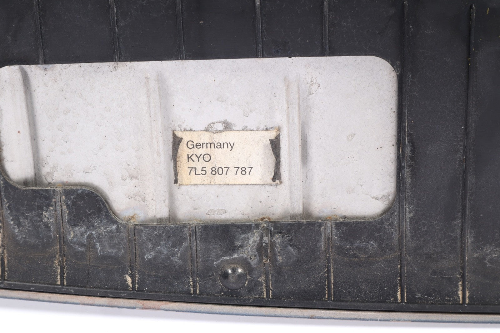 2003-2006 Porsche Cayenne Rear Bumper Stainless Steal Step Panel 7L5807787