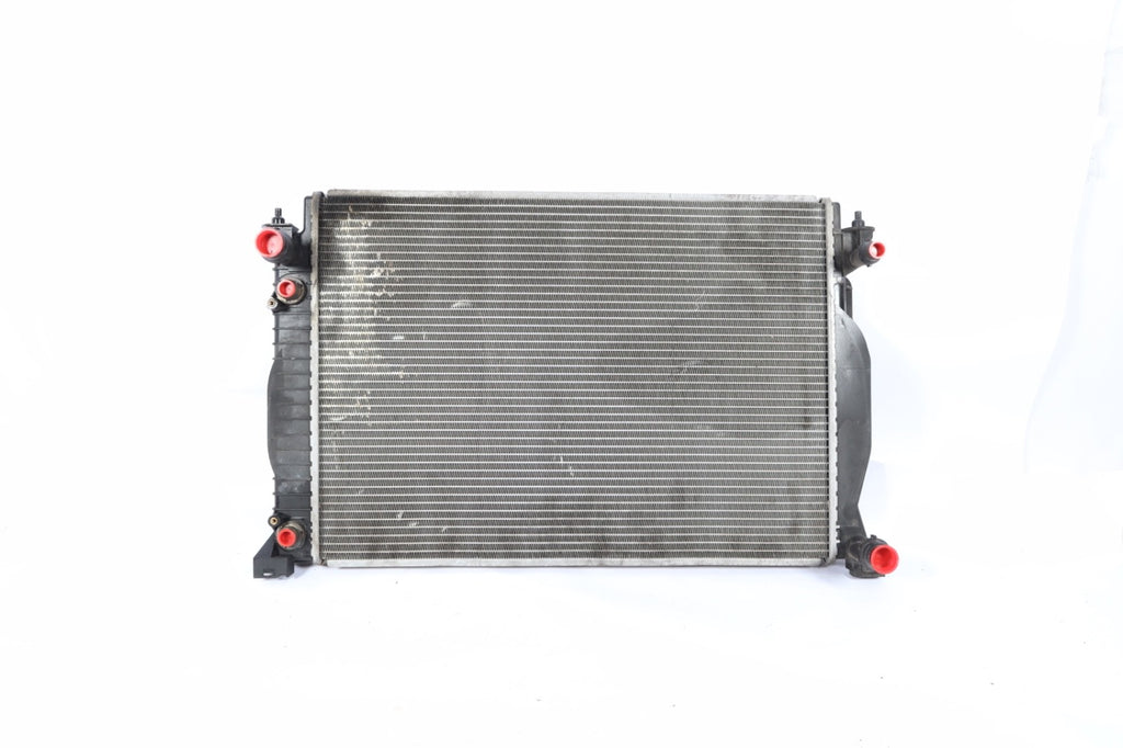 2006 AUDI A4 3.2L AUTOMATIC ENGINE COOLING RADIATOR OEM 4B3121276A