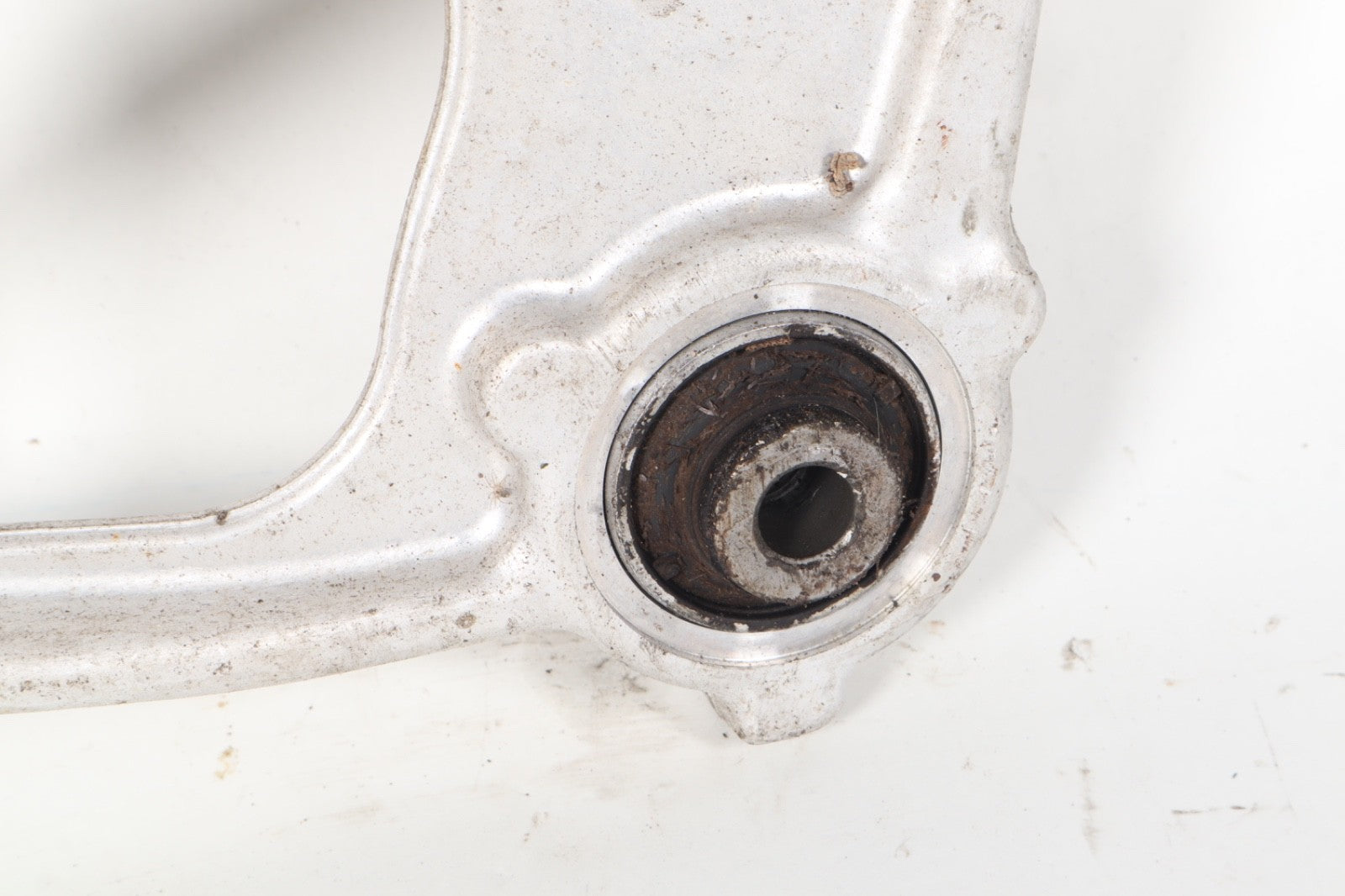 2016-2023 NISSAN MAXIMA FWD FRONT RIGHT SIDE SUSPENSION LOWER CONTROL ARM OEM