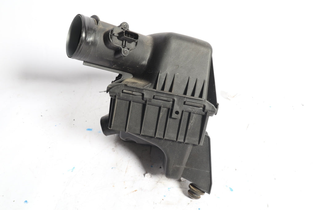 2011 - 2020 Dodge Charger 5.7L Air Cleaner Intake Filter Box Assembly OEM