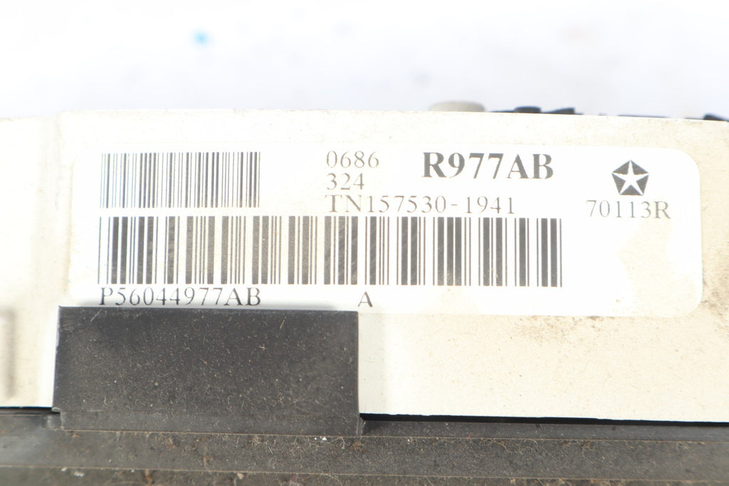2006-2007 DODGE GRAND CARAVAN SPEEDOMETER INSTRUMENTAL KPH CLUSTER TN157530-9841