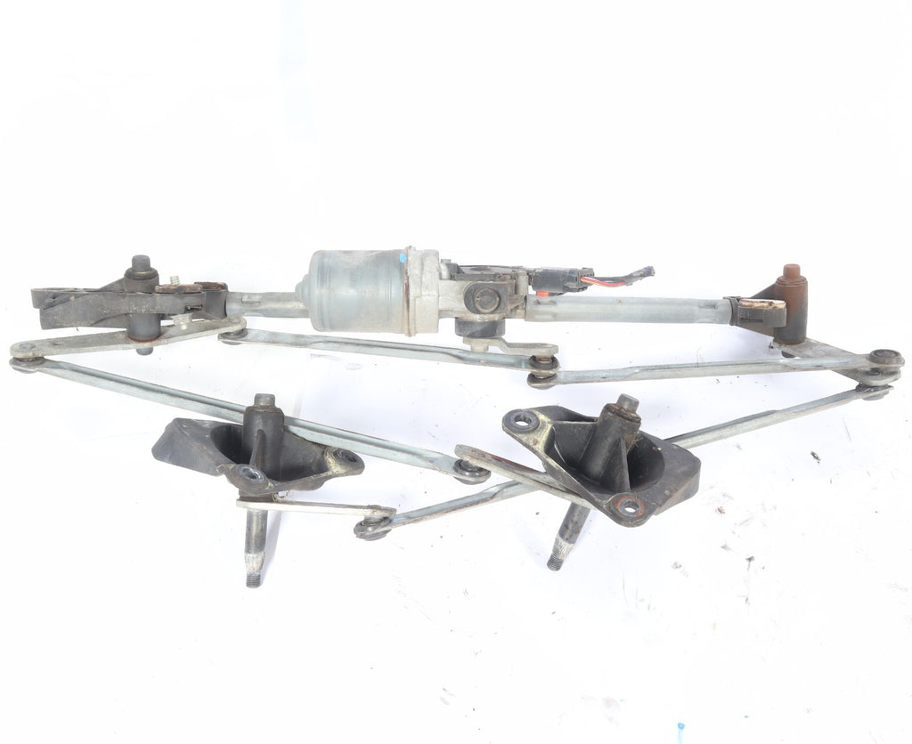 2006 CHRYSLER VOYAGER FRONT WIPER MOTOR W LINKAGE OEM