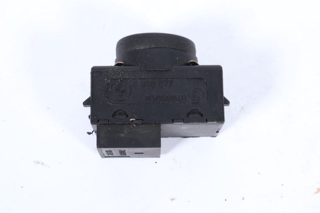 2006-2013 BMW X3 FRONT PASSENGER SEAT ADJUSTMENT BUTTON SWITCH 8360877 OEM