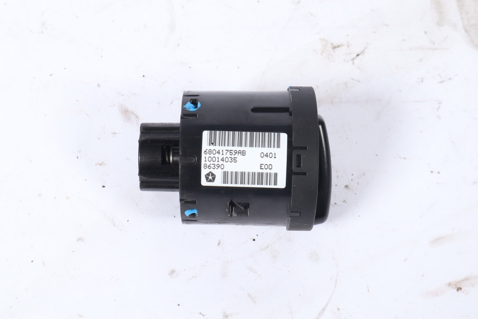 2011-2019 DODGE GRAND CARAVAN TOWN & CANTRY HEADLIGHT CONTROL SWITCH OEM