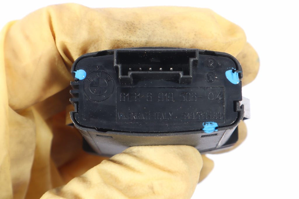 2006-2013 BMW X3 DOOR LOCK HAZARD SWITCH BUTTON OEM 6919506-04