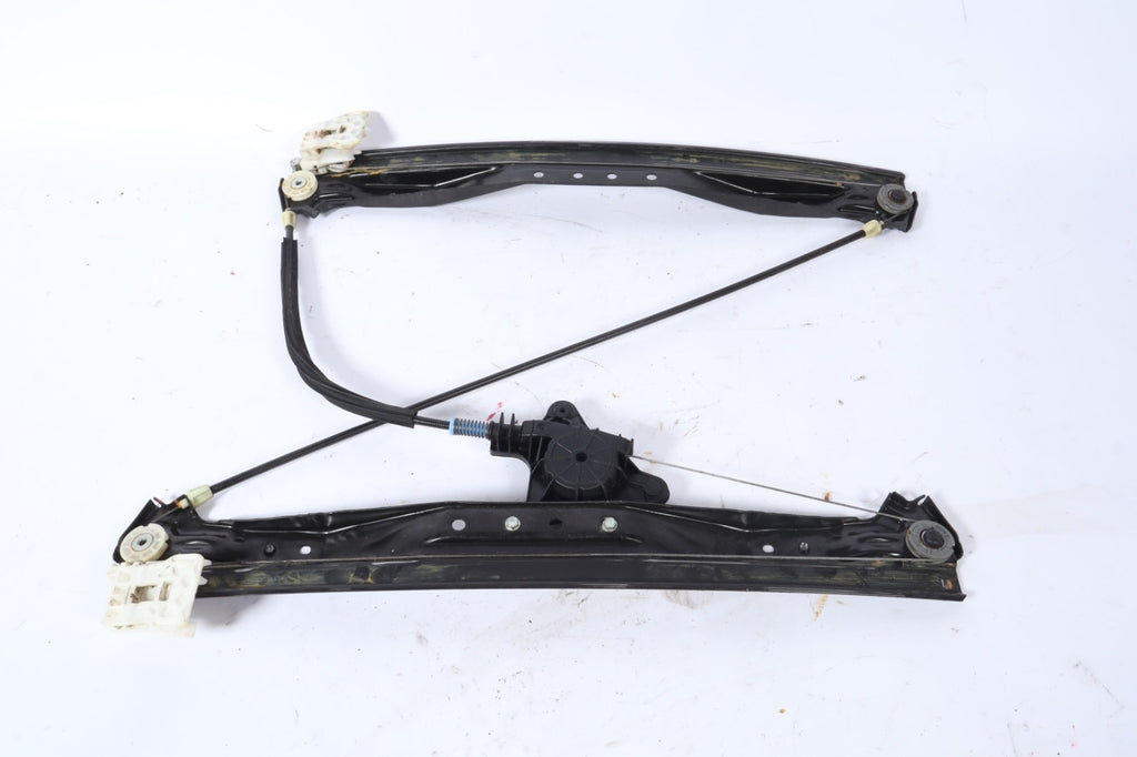 2008-20 DODGE GRAND CARAVAN RIGHT PASSENGER FRONT ELECTRIC DOOR WINDOW REGULATOR