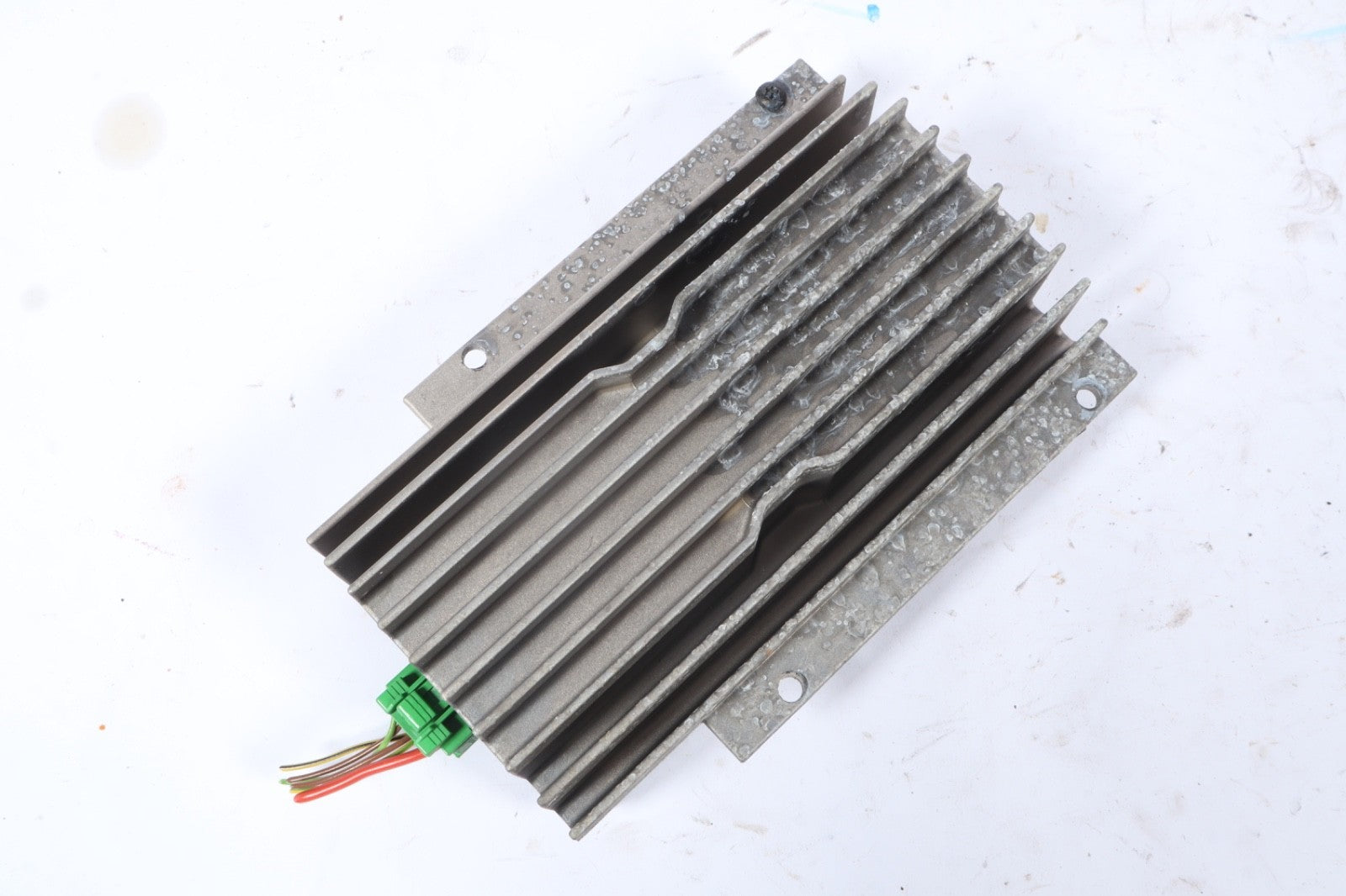 2005-2009 Land Rover Range Rover Audio Amplifier AMP Harman/Kardon XQK500070 OEM