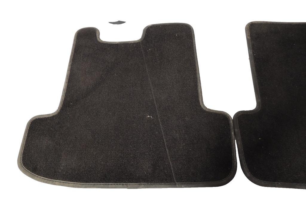 2010-2015 Mercedes C-CLASS /E-Class Carpet Floor Mat Set A2076800648 OEM