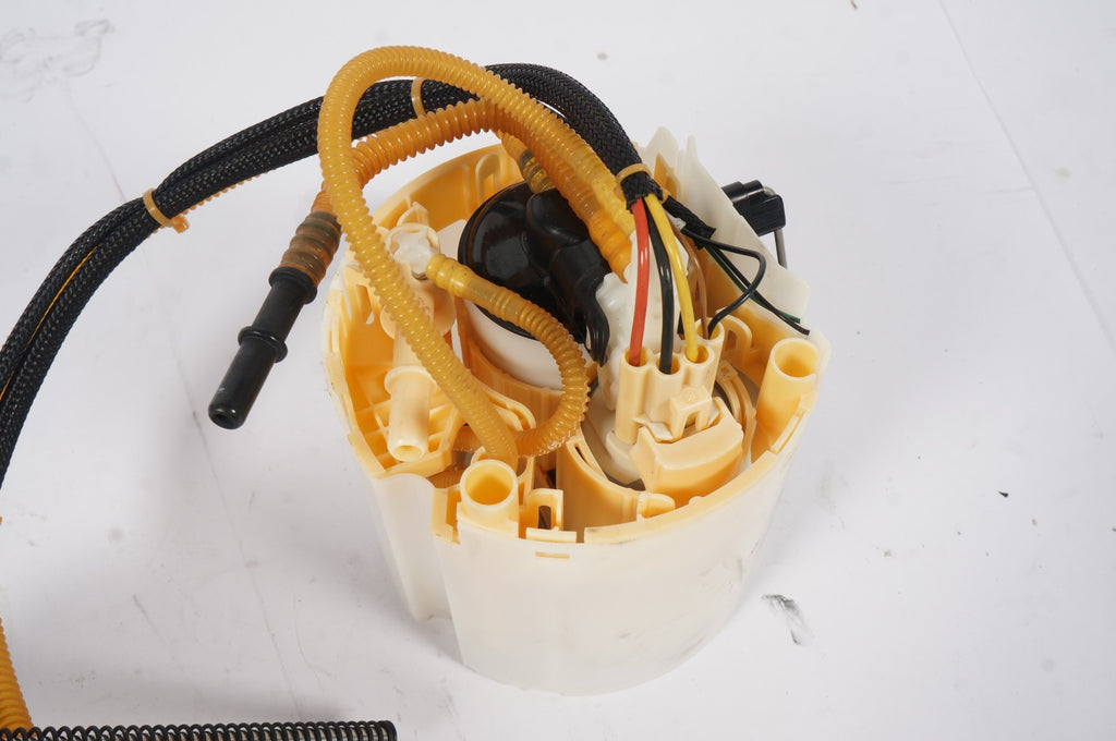 2018-2025 ALFA ROMEO STELVIO TI FUEL PUMP ASSEMBLY 00505680740 OEM