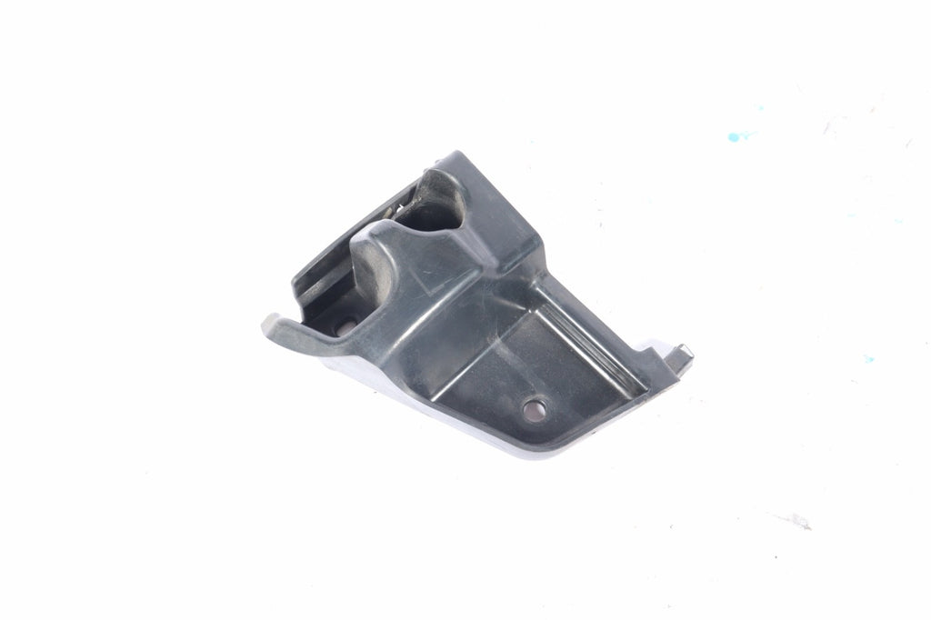 2004-2010 BMW X3 - REAR LEFT Bumper Mount / Bracket (Corner) 3414407 OEM