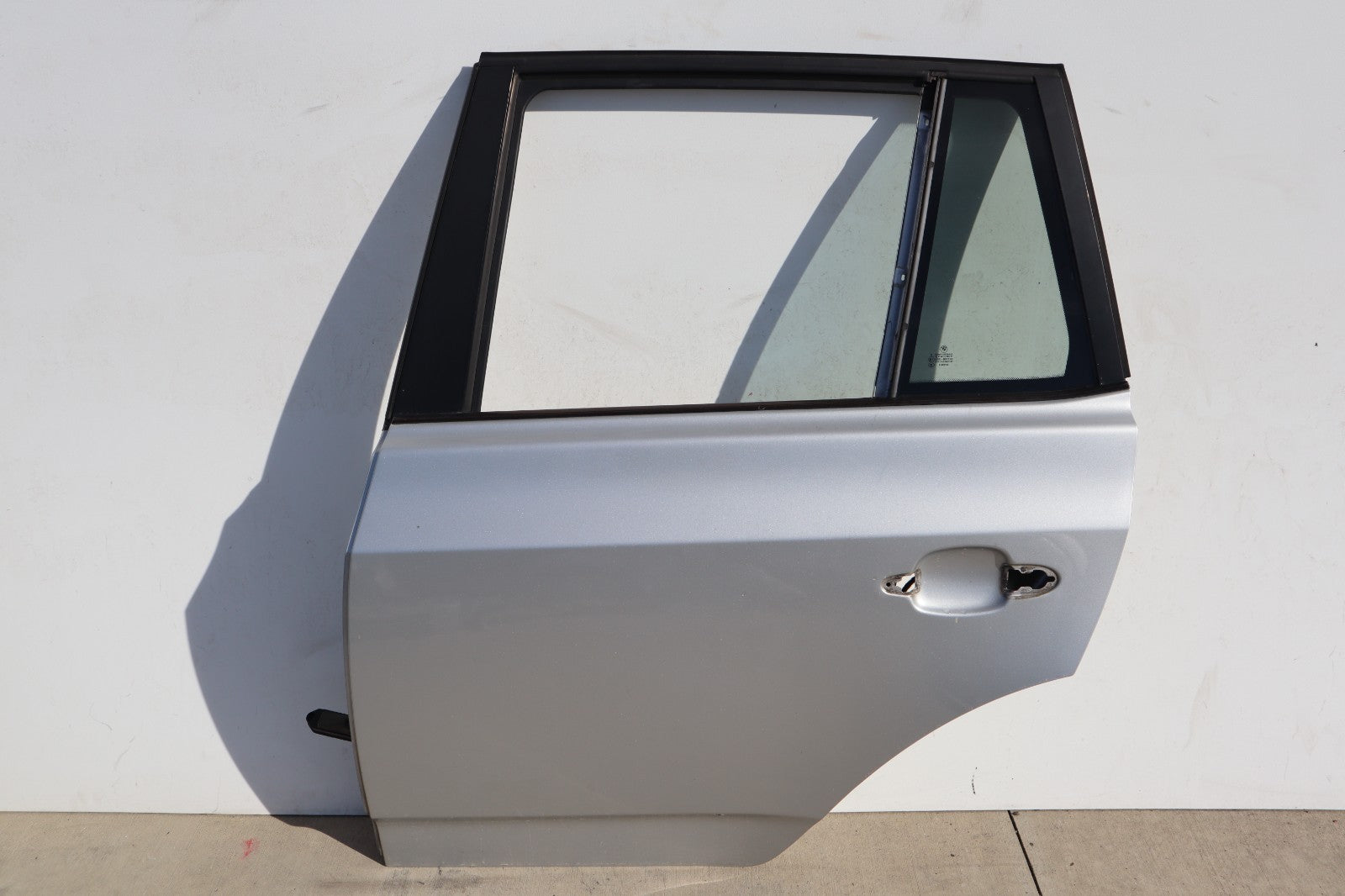 2004-2010 BMW X3 E83 REAR LEFT DRIVER SIDE DOOR SHELL OEM ONLY PICK UP!!!