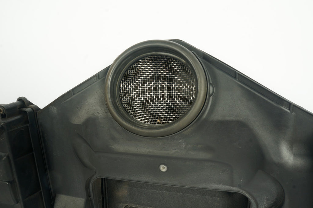 2006 - 2013 Mercedes C350 SLK280 SLK350 CLK350 Engine Intake Filter Air Box