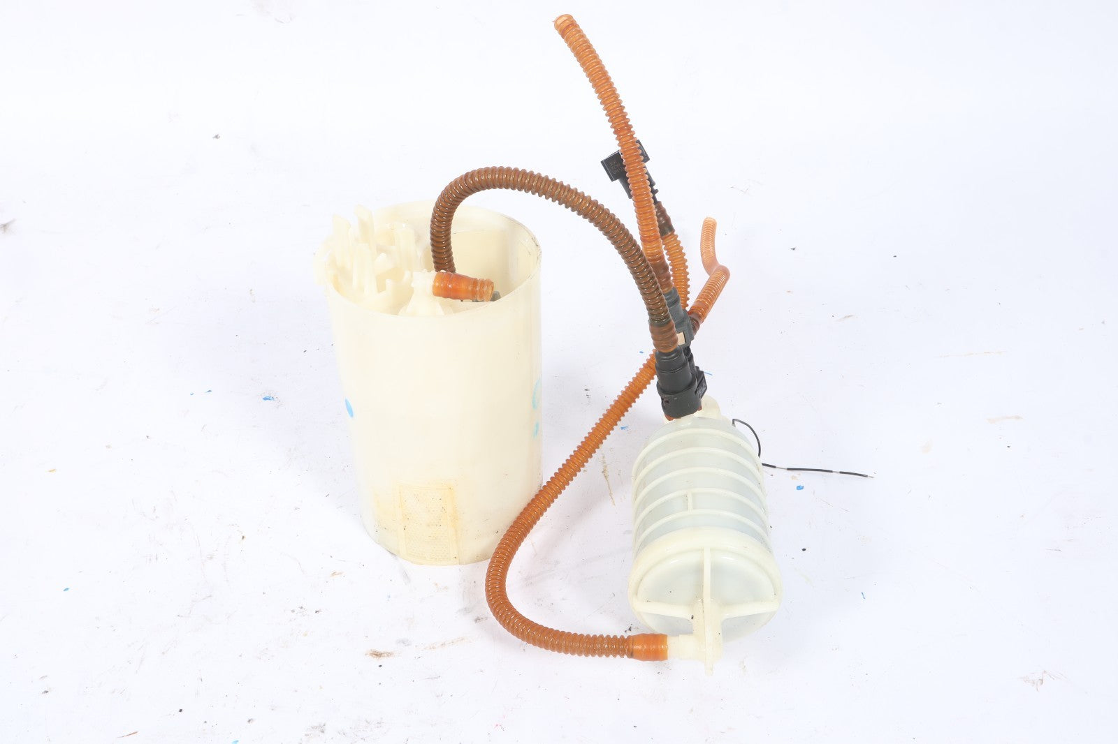 2007-2010 BMW X3 FUEL PUMP ASSEMBLY OEM