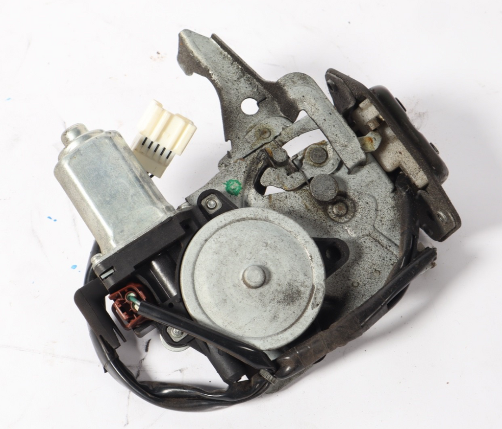 2004-2015 NISSAN ARMADA QX56 POWER LIFTGATE LATCH ACTUATOR MOTOR ASSEMBLY OEM