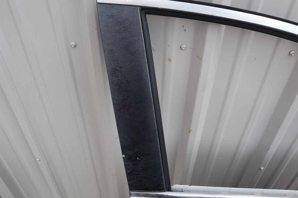 2011-2017 Honda Odyssey Front Right Driver Door Shell OEM