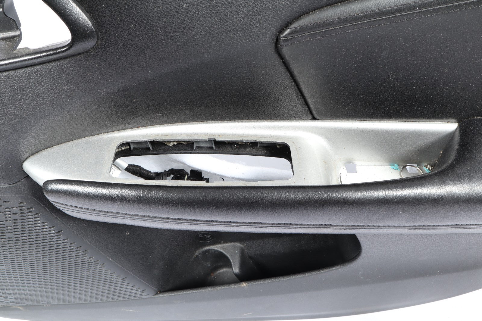2012 DODGE JOURNEY FRONT LRIGHT PASSENGER INTERIOR DOOR PANEL TRIM OEM