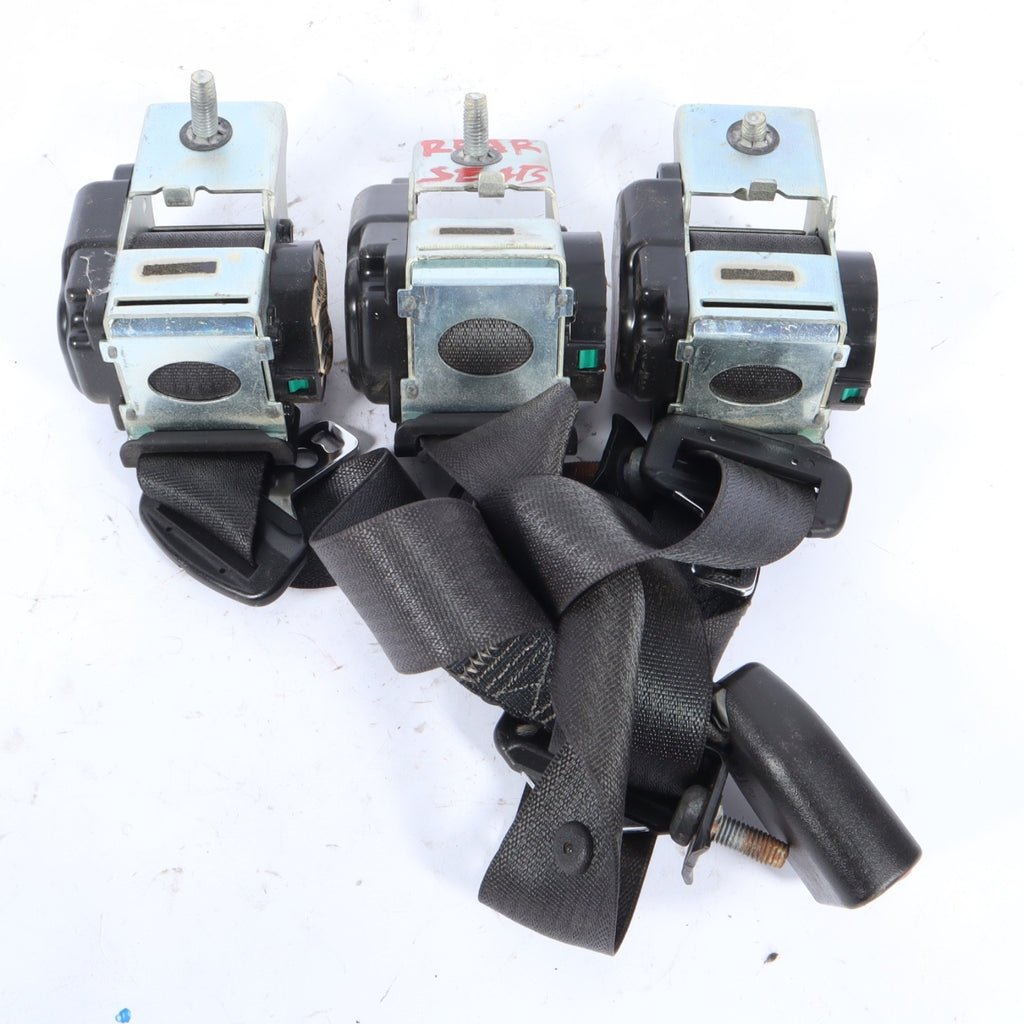 2010-2016 FORD TAURUS REAR LEFT AND RIGHT CENTER OEM